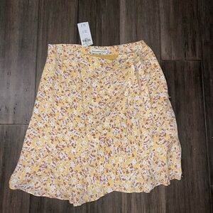 Faux wrap skirt NWT